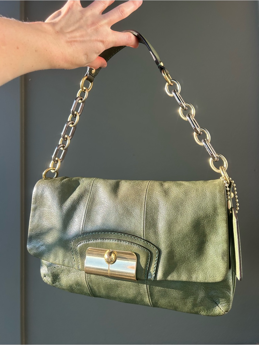 Vintage Coach Olive Green Leather Shoulder Bag with Gold Chain Accent